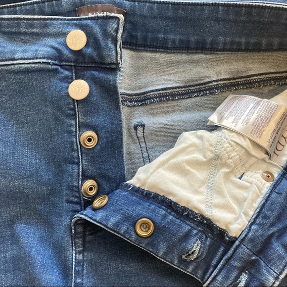 NYDJ MARILYN STRAIGHT JEANS WITH LIFT X TUCK TECHNOLOGY SIZE 12 - Picture 11 of 16